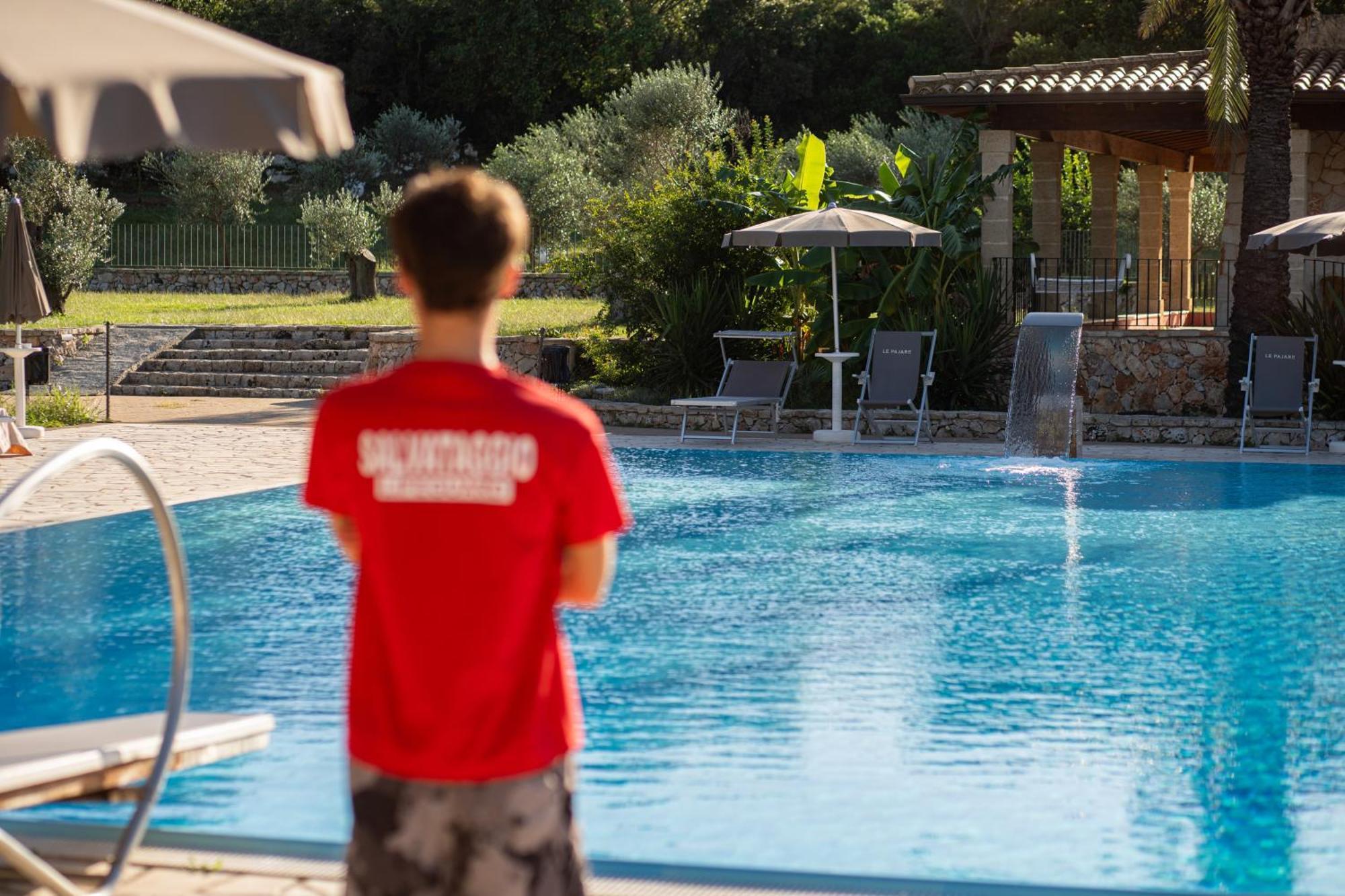 Hotel Masseria Le Pajare プレシッチェ エクステリア 写真