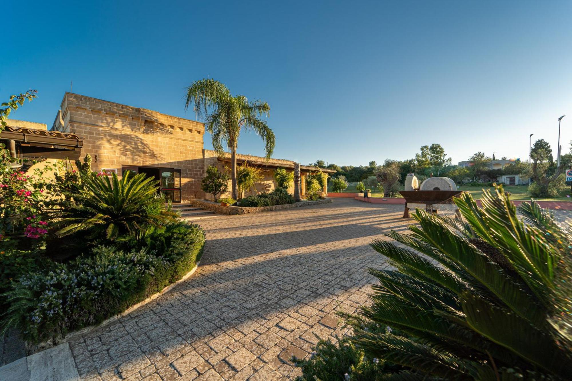 Hotel Masseria Le Pajare プレシッチェ エクステリア 写真