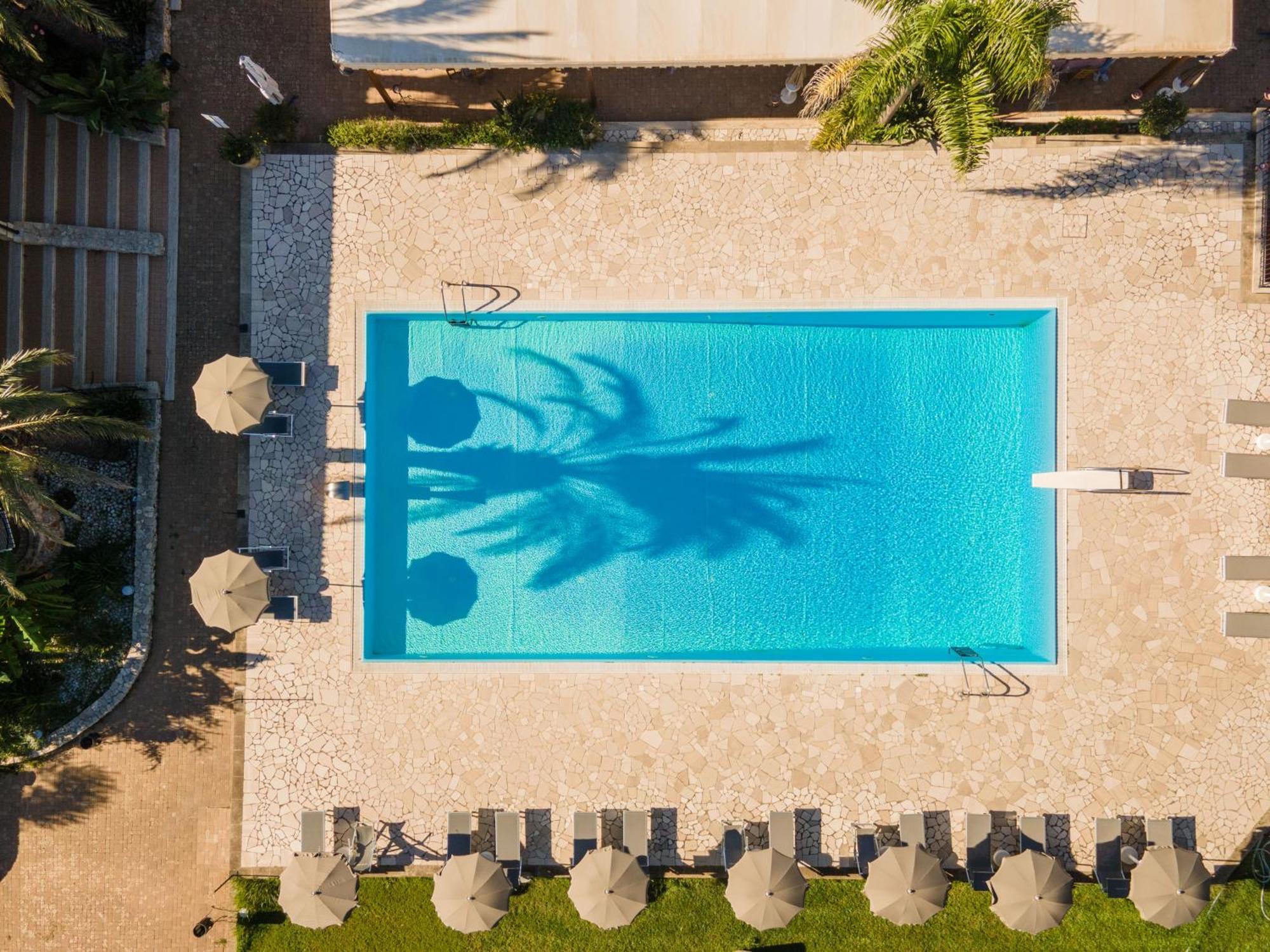 Hotel Masseria Le Pajare プレシッチェ エクステリア 写真