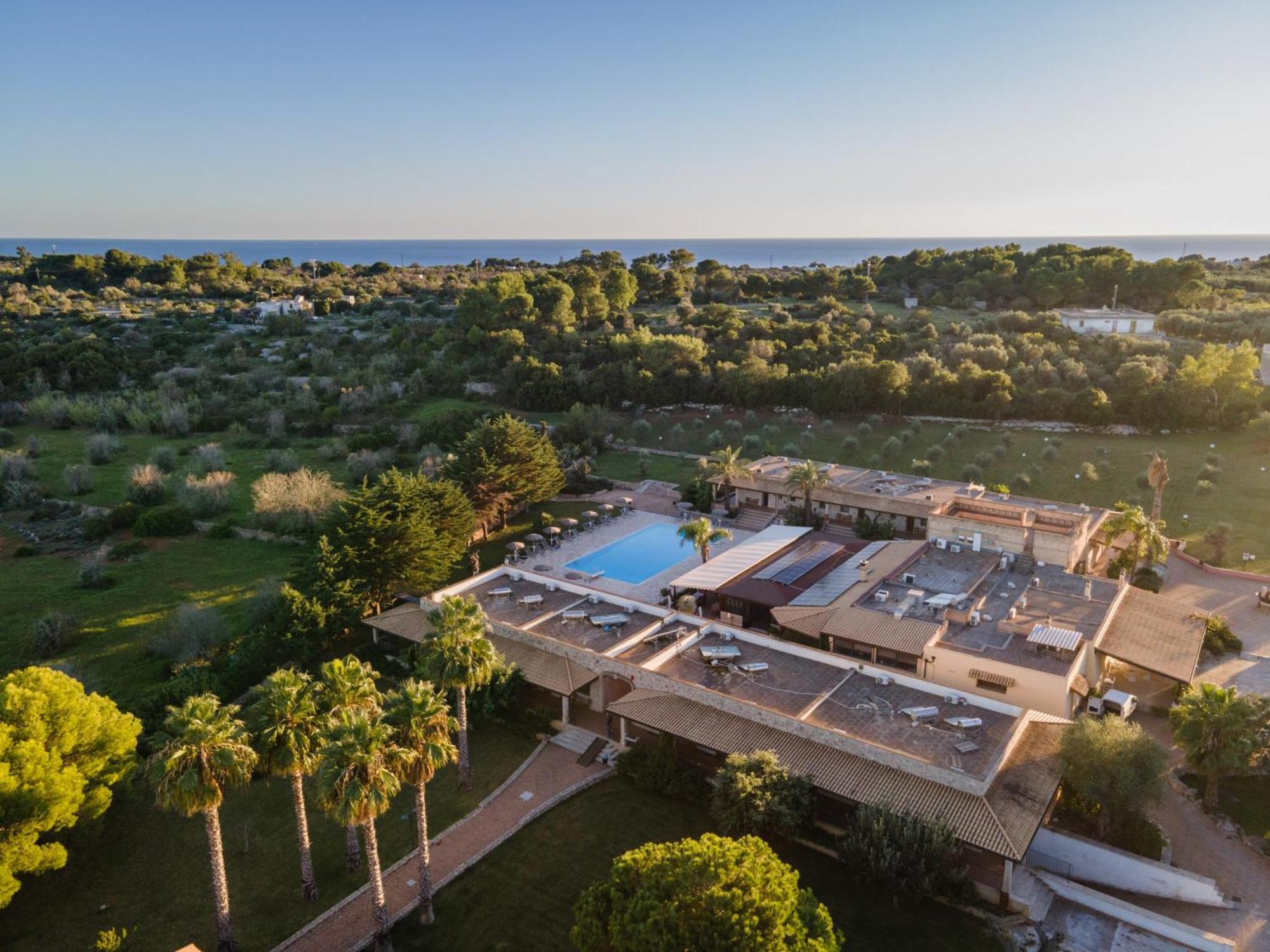Hotel Masseria Le Pajare プレシッチェ エクステリア 写真