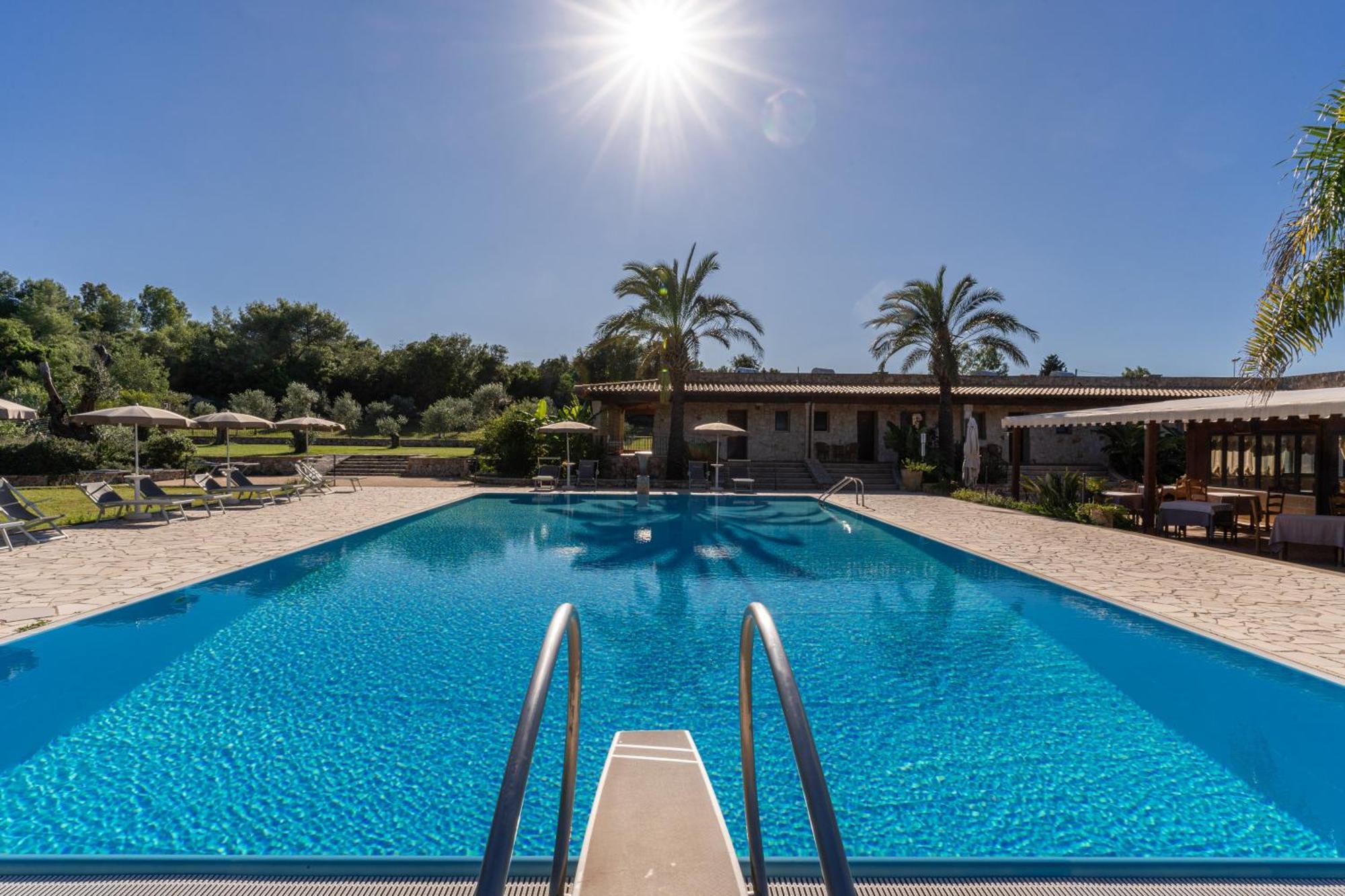 Hotel Masseria Le Pajare プレシッチェ エクステリア 写真